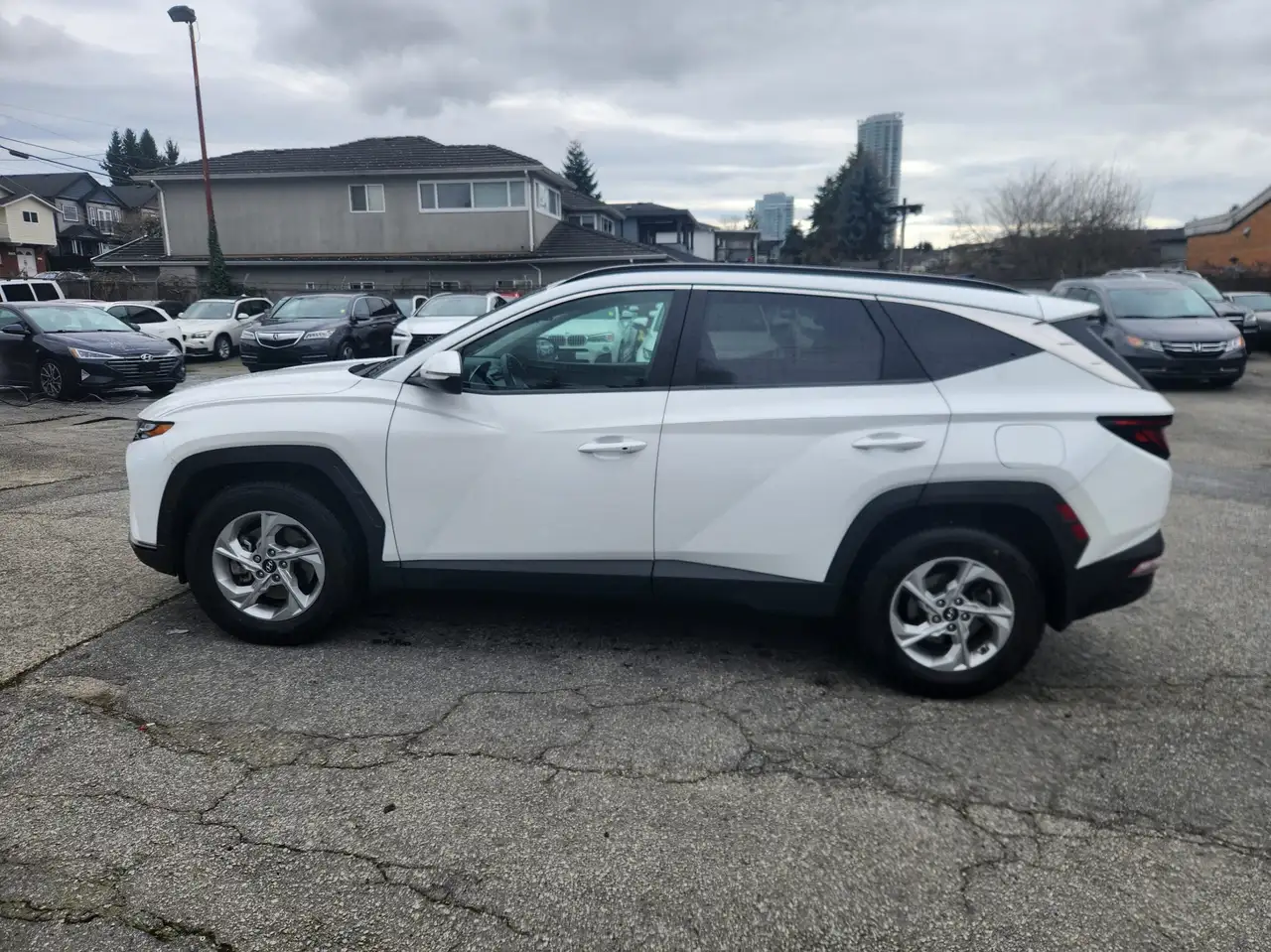 Hyundai TUCSON photo Hyundai TUCSON