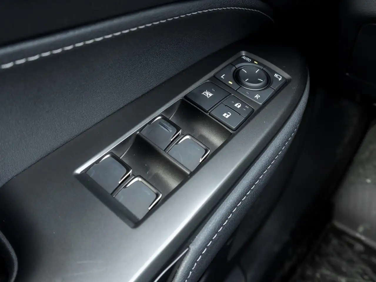 Lexus NX fotografie Lexus NX