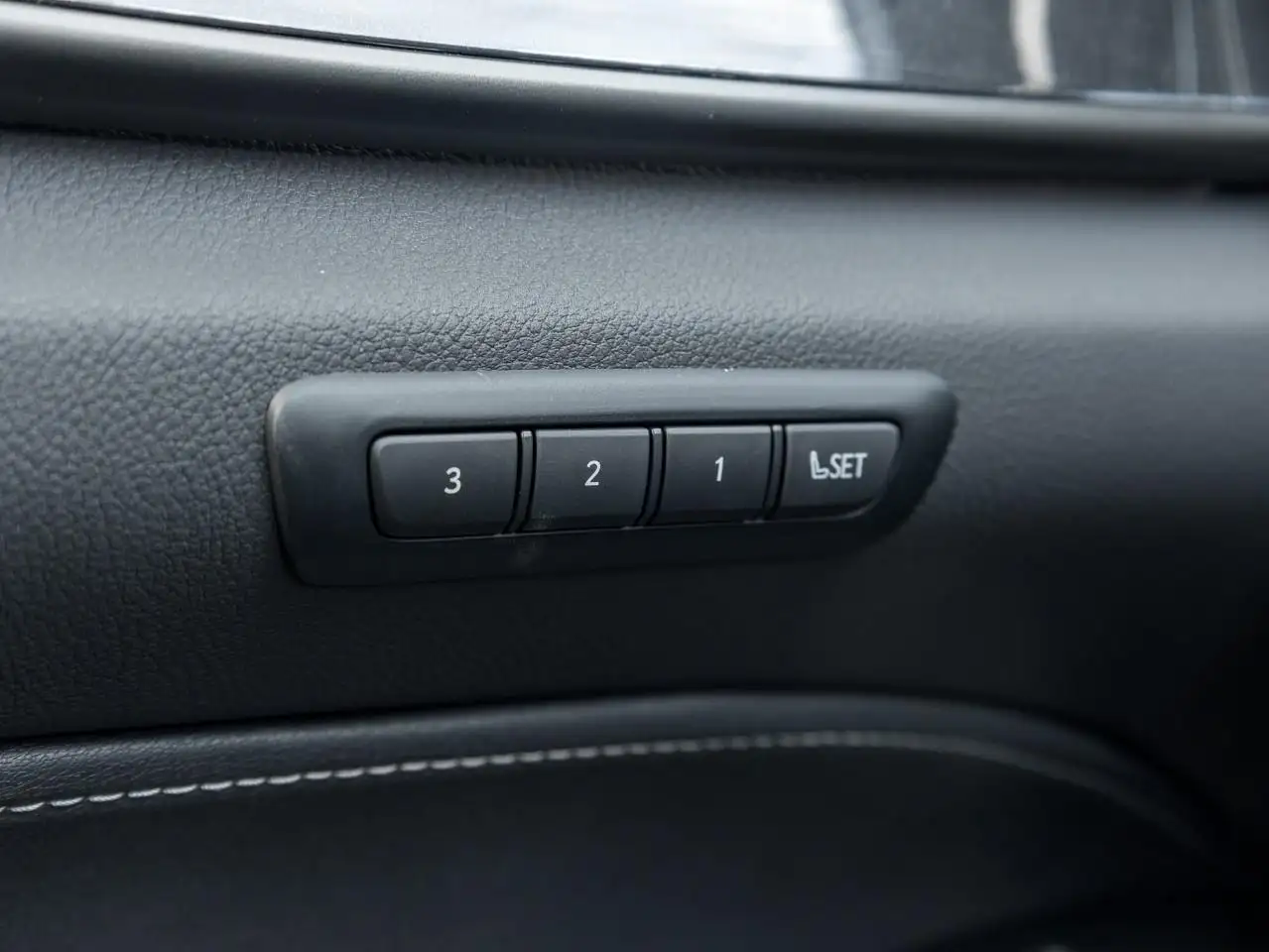 Lexus NX fotografie Lexus NX