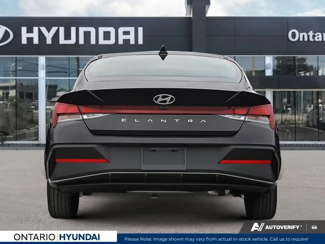 Hyundai ELANTRA снимка Hyundai ELANTRA