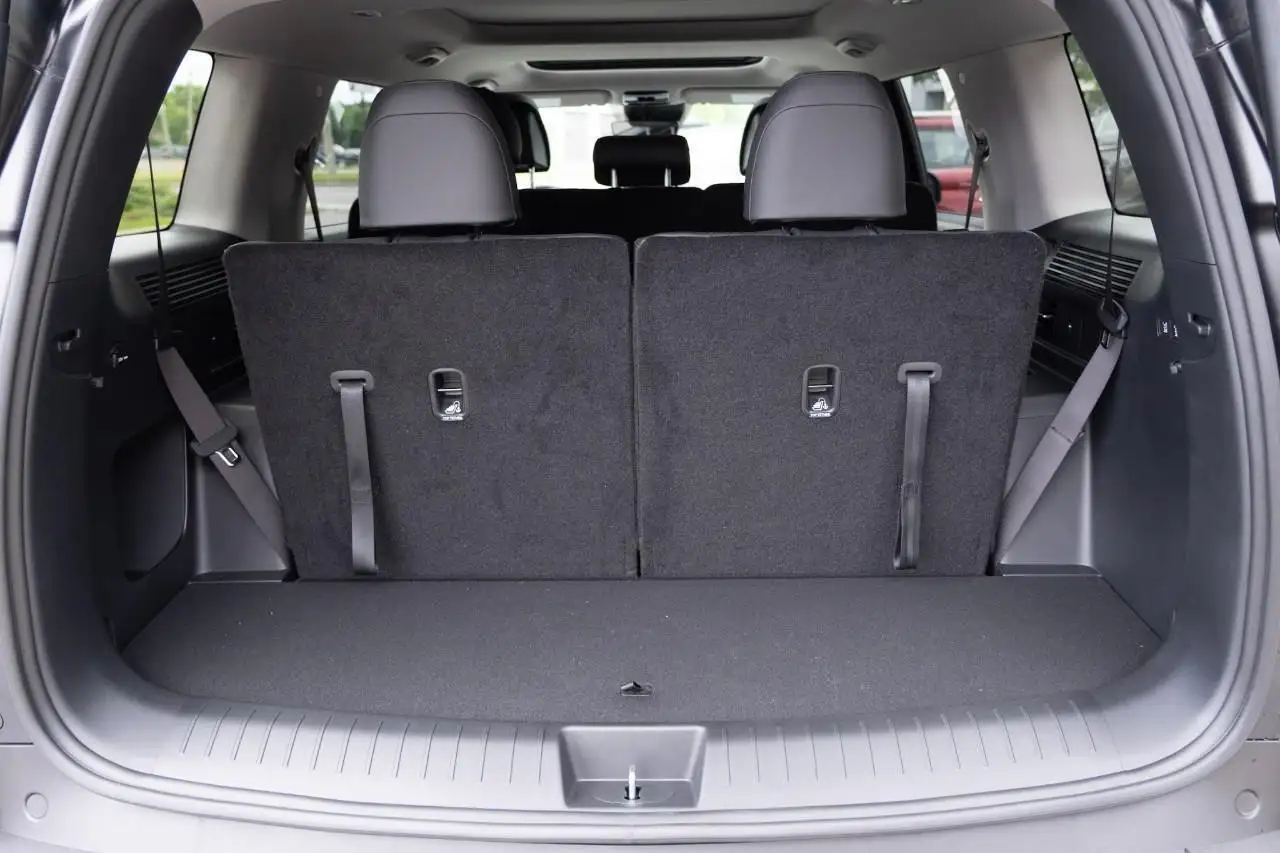 Hyundai SANTA FE снимка Hyundai SANTA FE