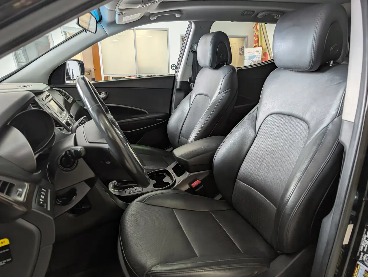 Hyundai SANTA FE снимка Hyundai SANTA FE