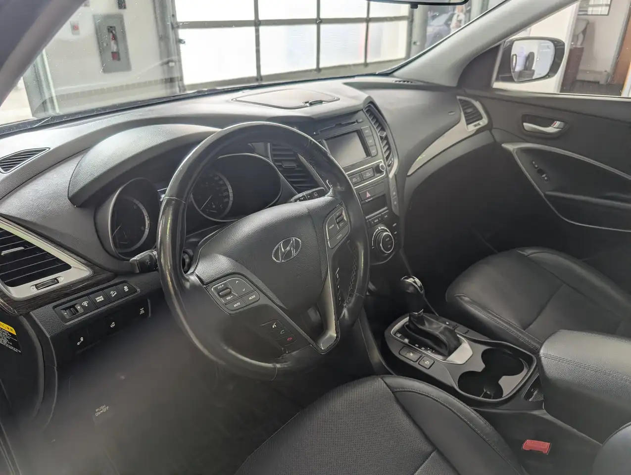 Hyundai SANTA FE снимка Hyundai SANTA FE
