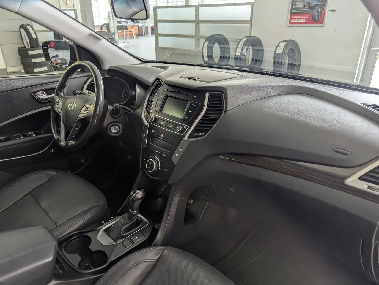 Hyundai SANTA FE снимка Hyundai SANTA FE