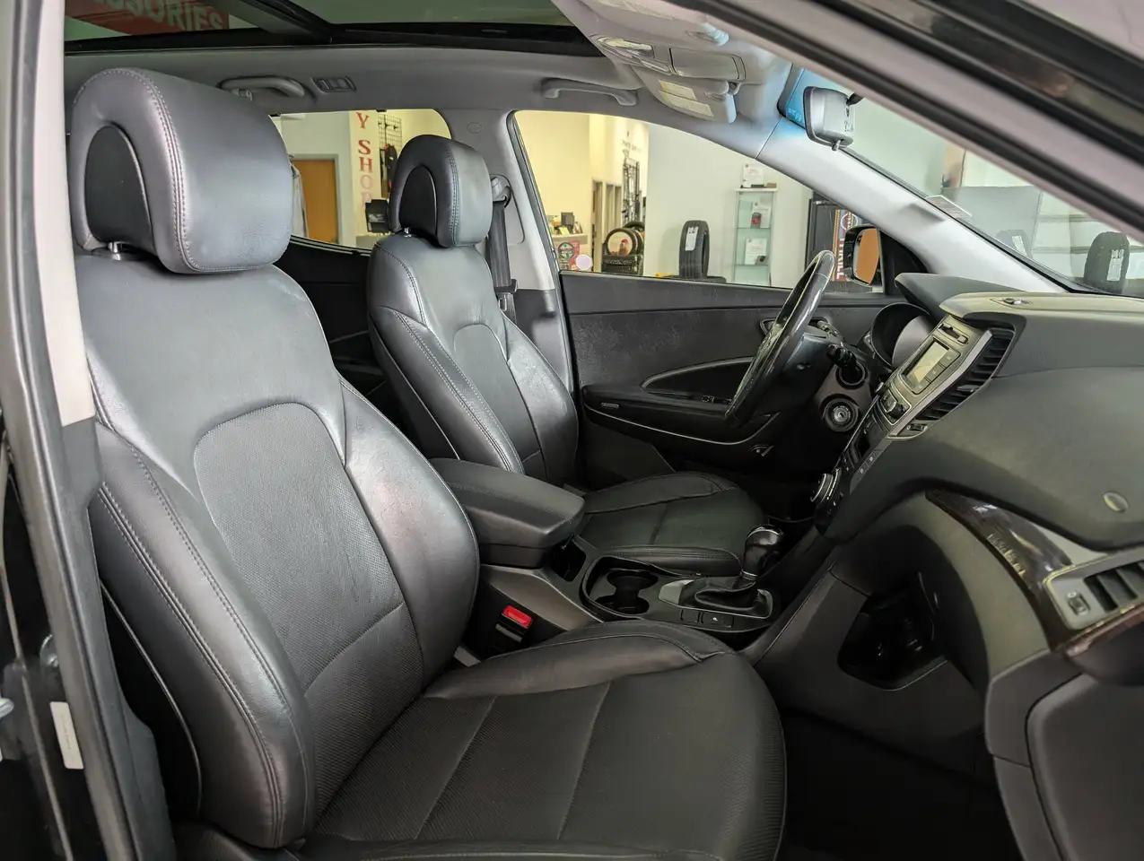 Hyundai SANTA FE снимка Hyundai SANTA FE