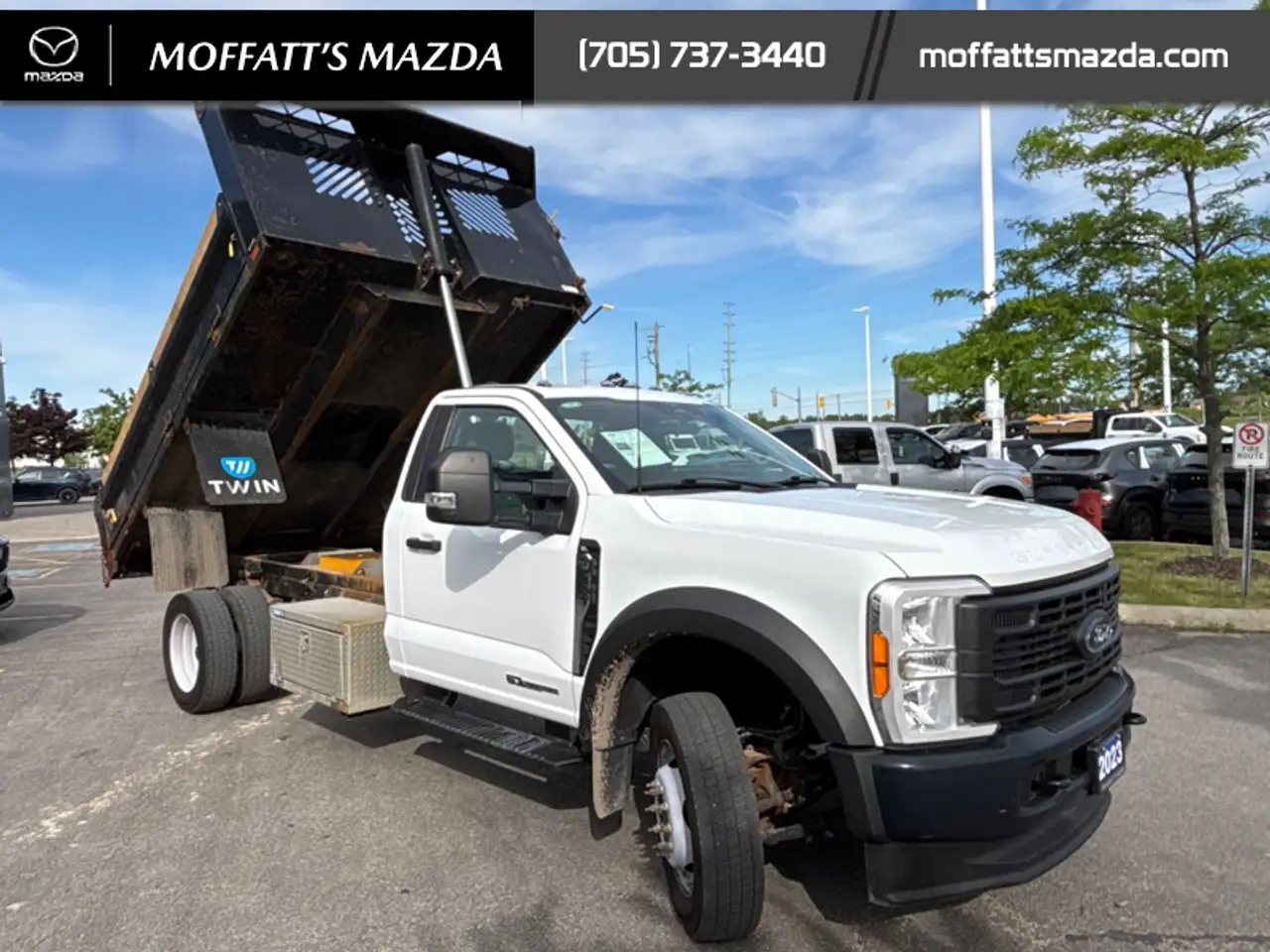 Ford F-550 Super Duty снимка Ford F-550 Super Duty