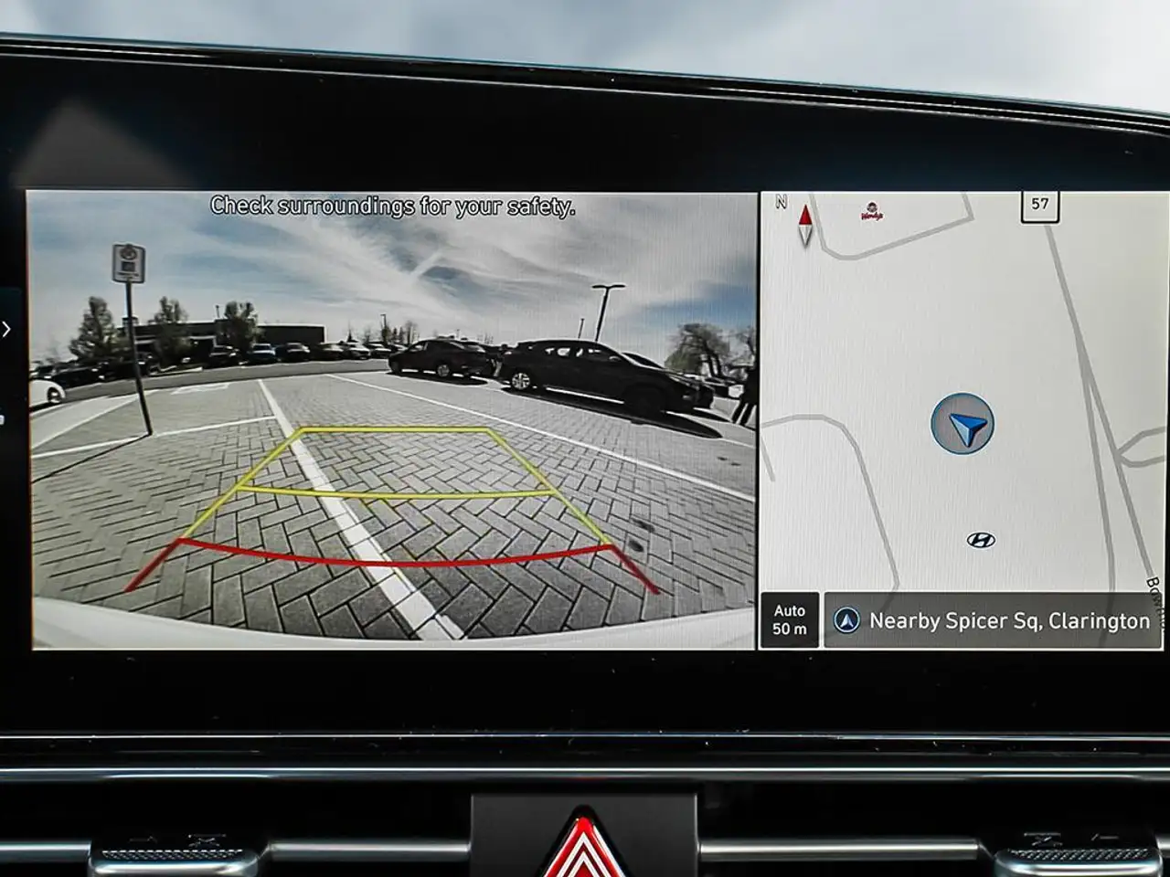 Hyundai ELANTRA снимка Hyundai ELANTRA