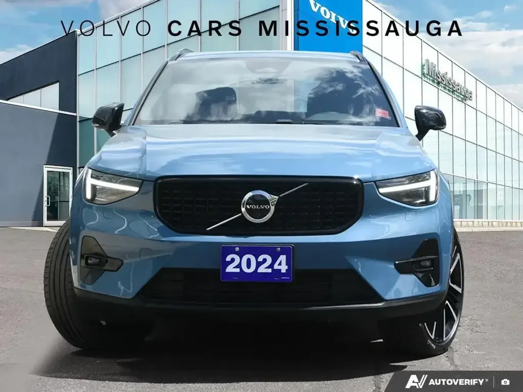 Volvo XC40 снимка Volvo XC40