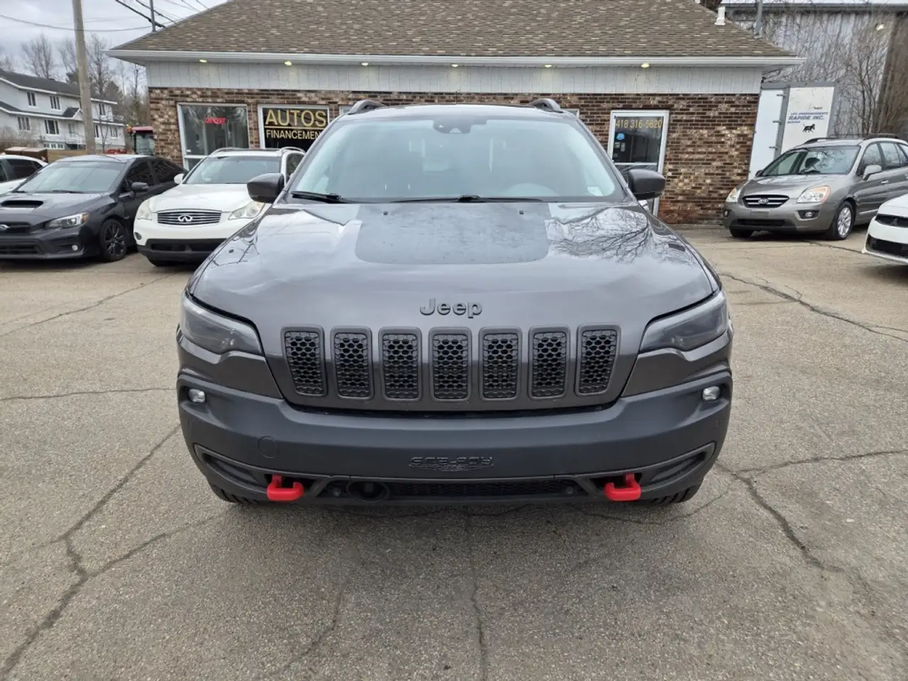 Jeep Cherokee photo Jeep Cherokee