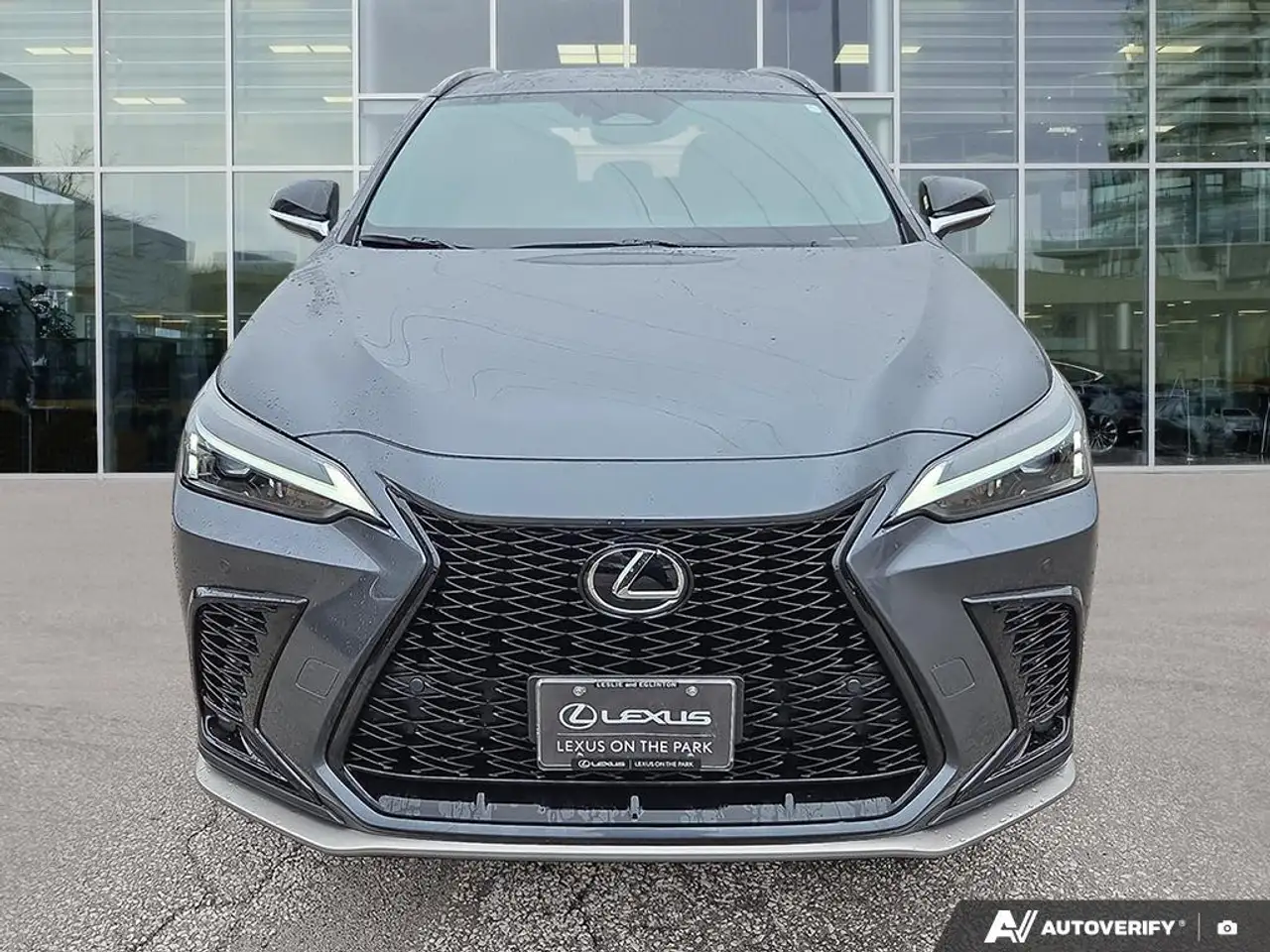 Lexus NX снимка Lexus NX