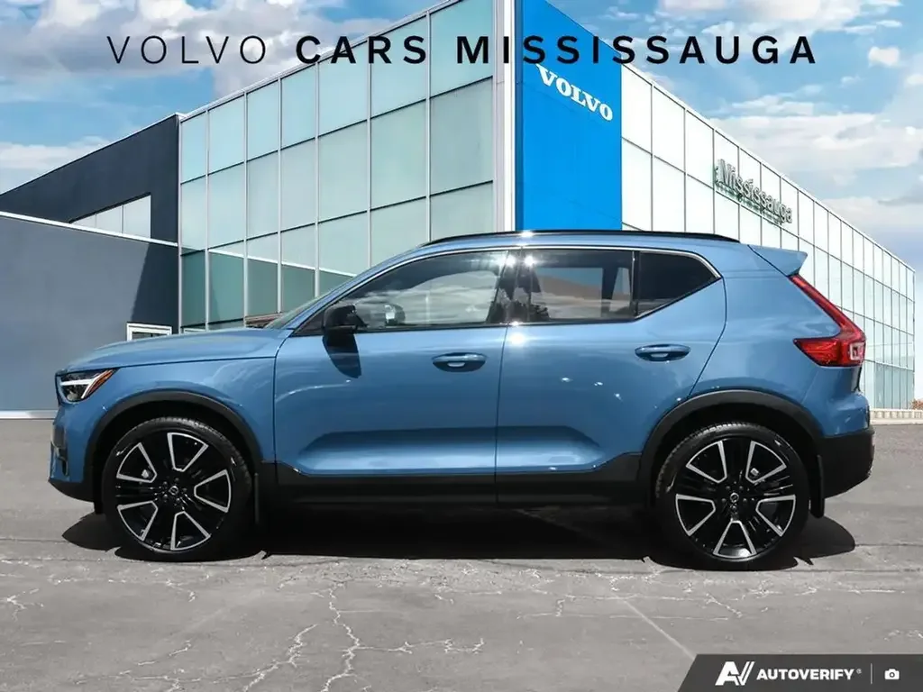 Volvo XC40 снимка Volvo XC40