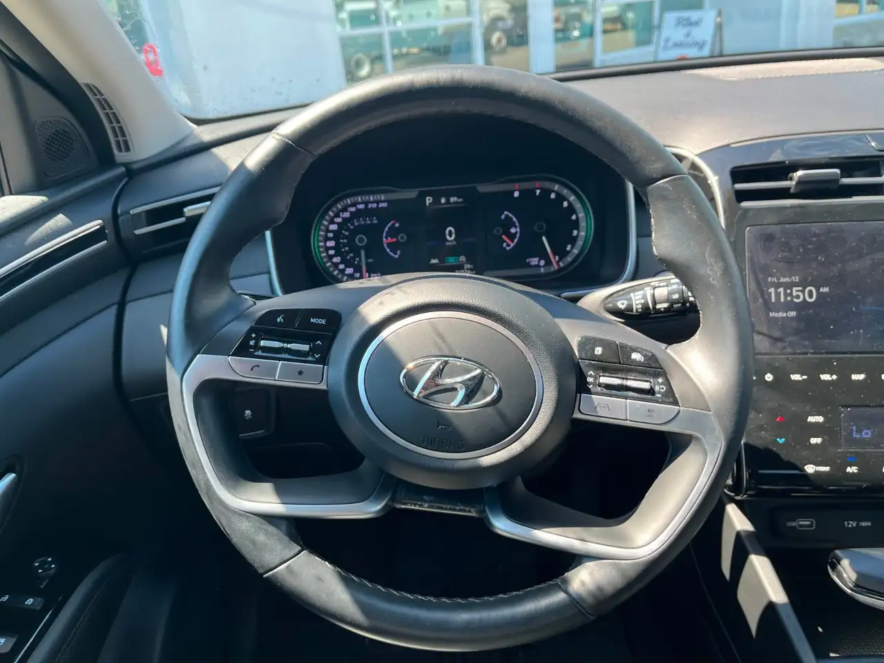 Hyundai TUCSON снимка Hyundai TUCSON