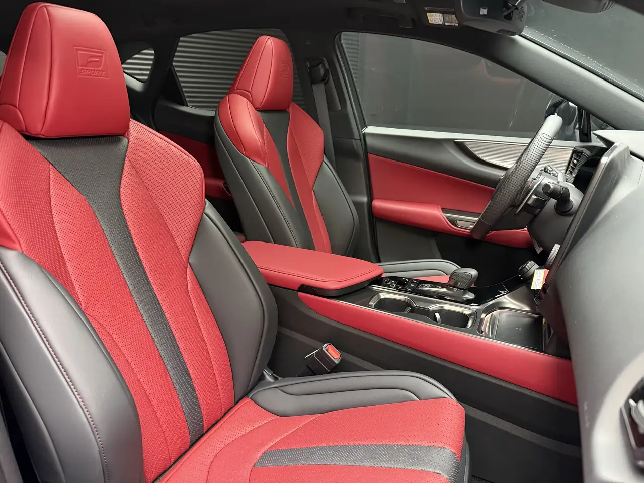 Lexus NX снимка Lexus NX