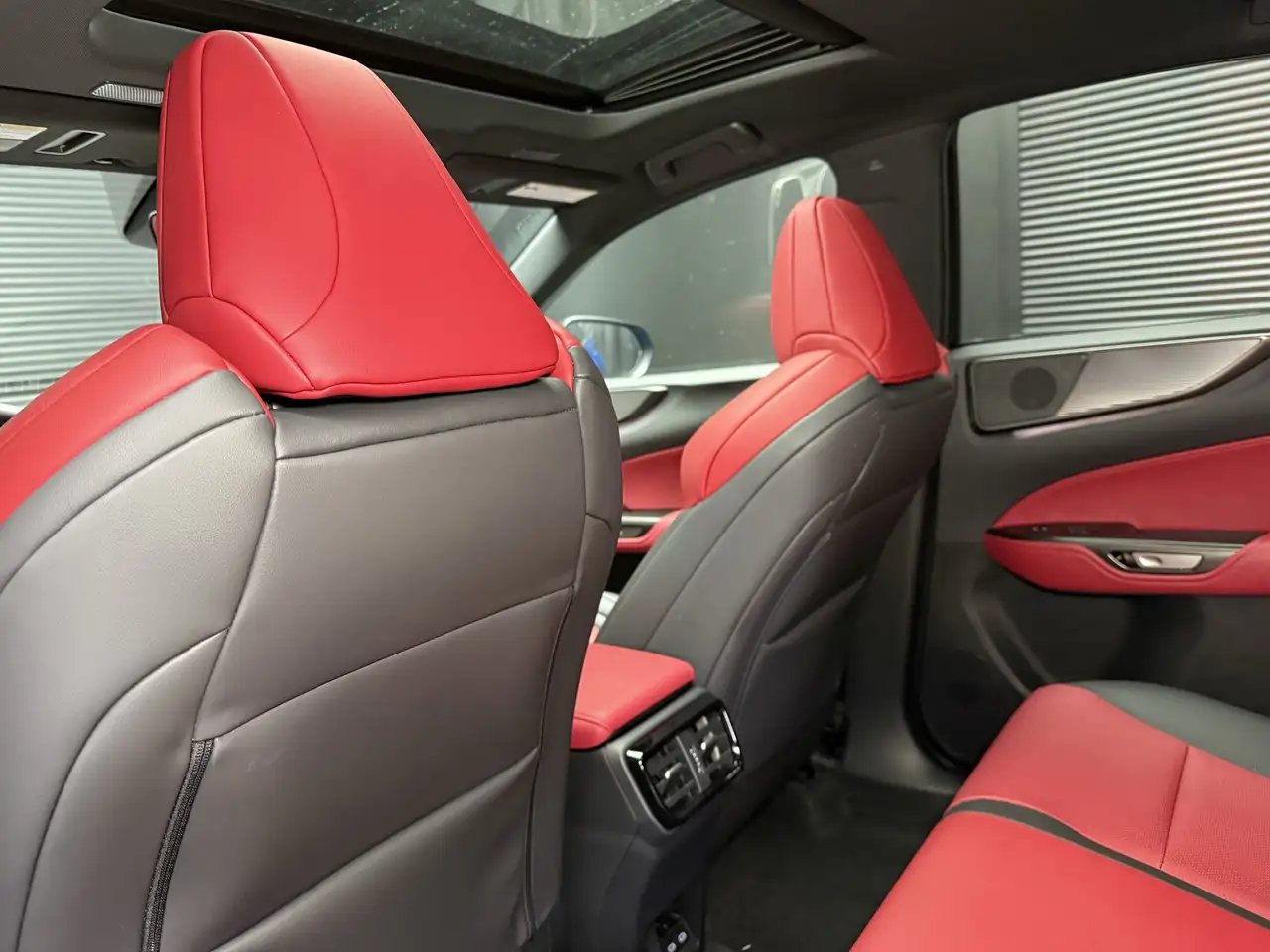 Lexus NX снимка Lexus NX