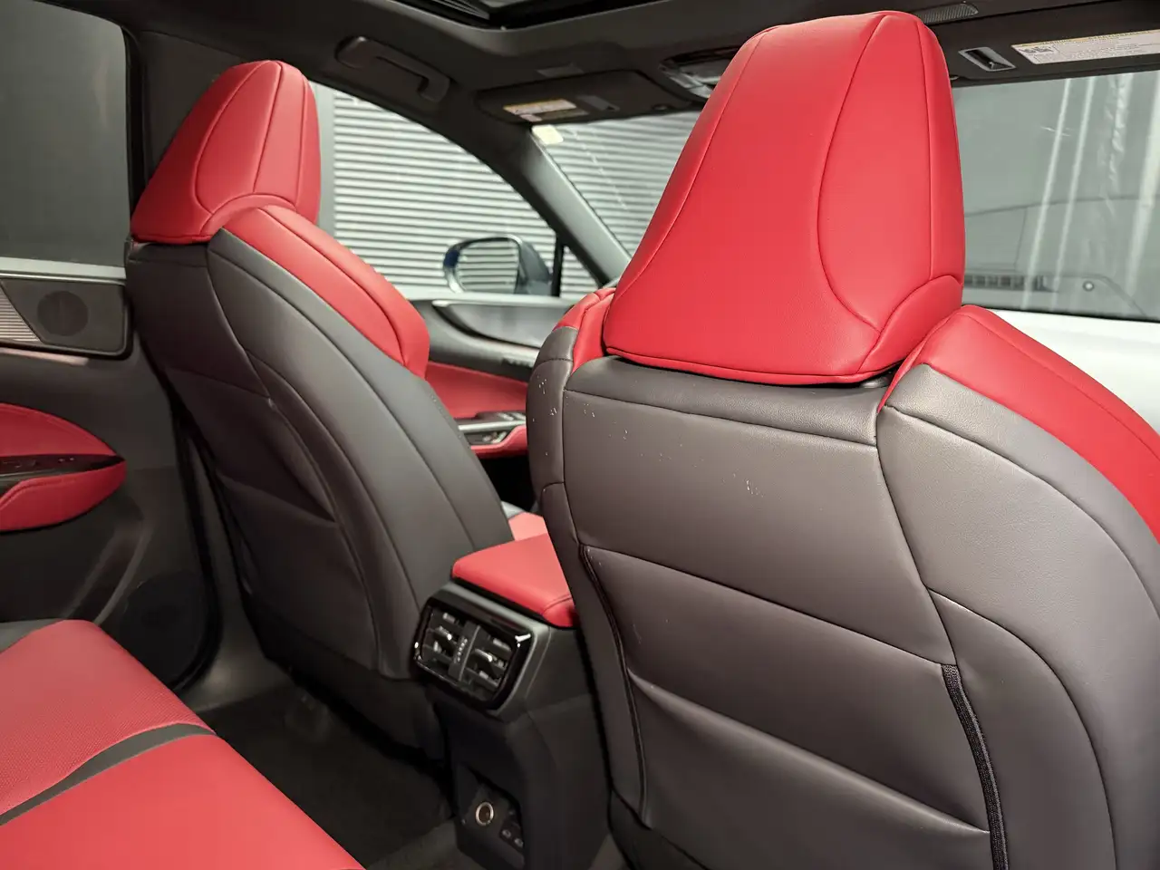 Lexus NX снимка Lexus NX