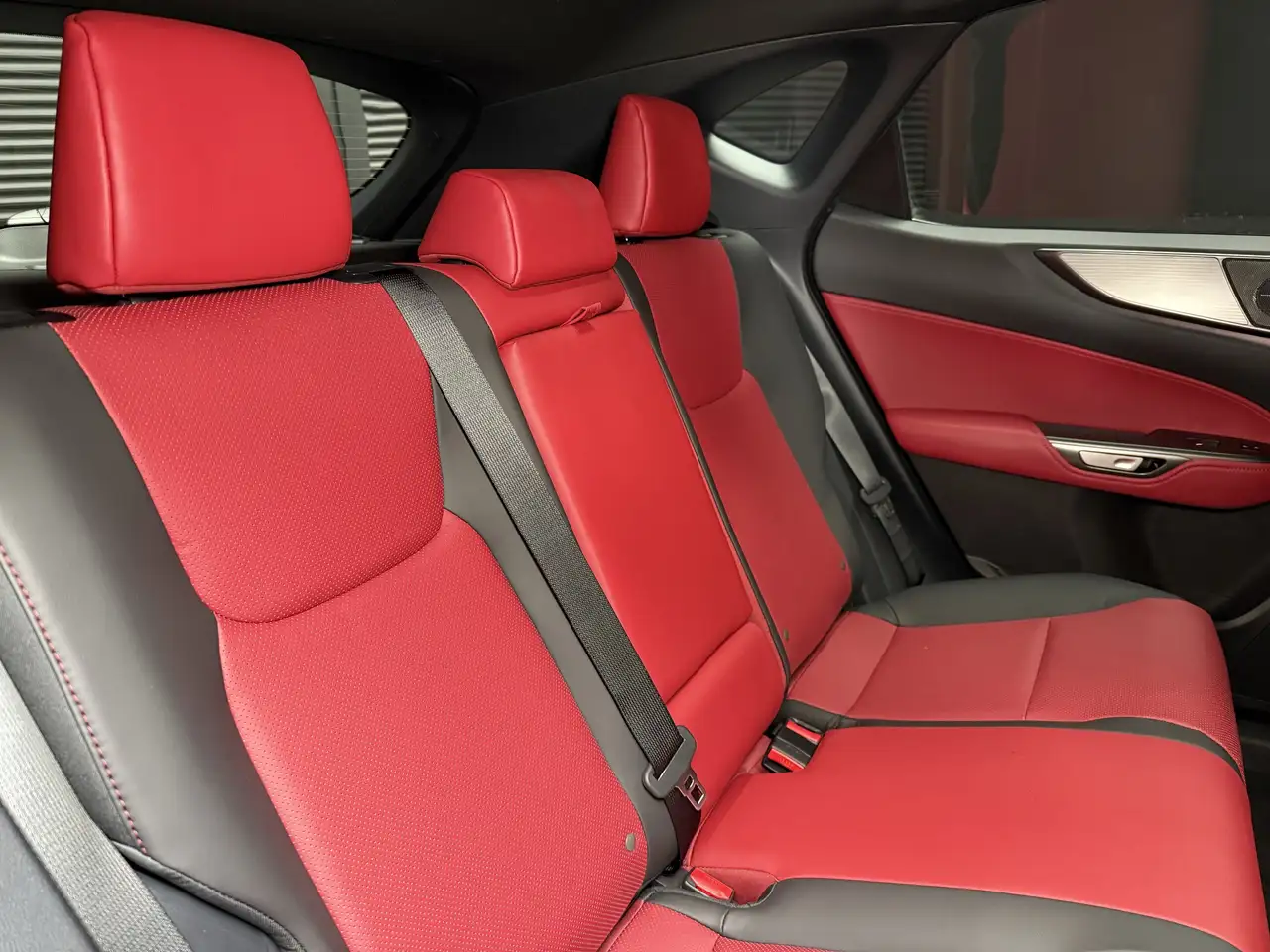 Lexus NX снимка Lexus NX