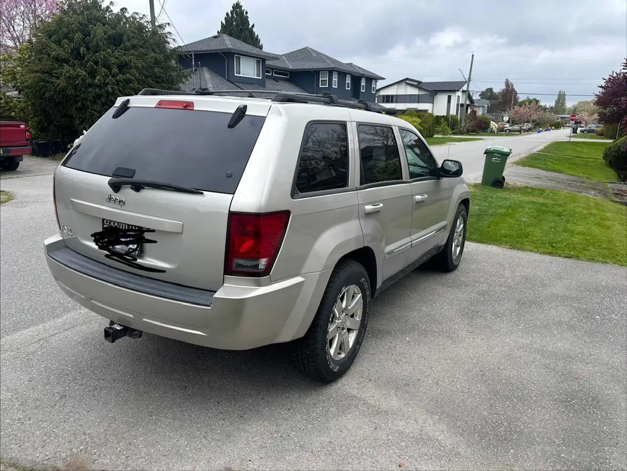 Jeep Grand Cherokee photo Jeep Grand Cherokee
