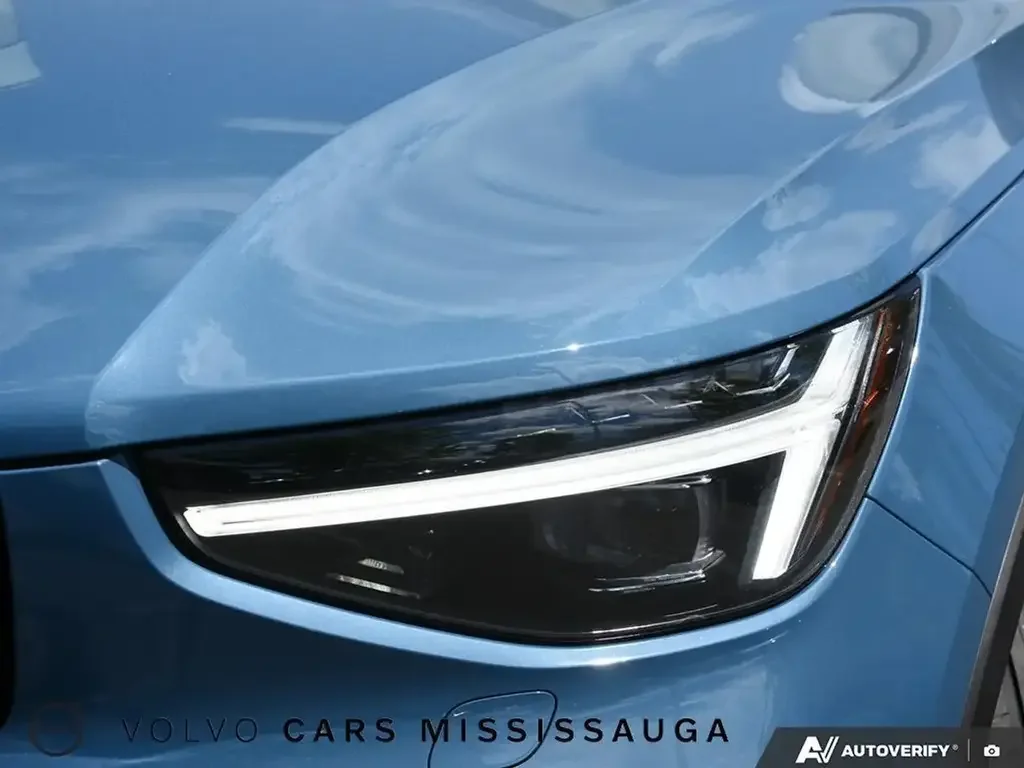 Volvo XC40 снимка Volvo XC40