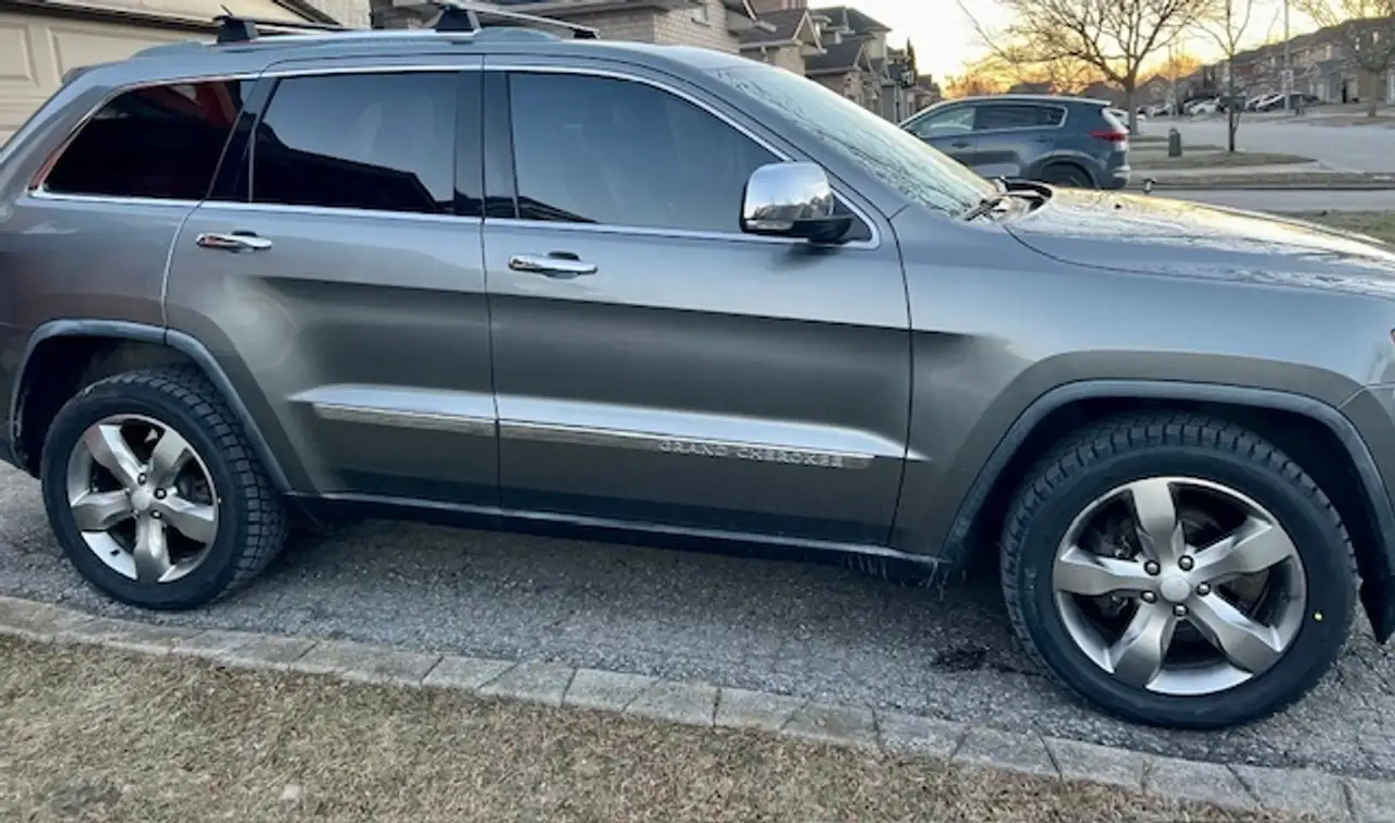 Jeep Grand Cherokee photo Jeep Grand Cherokee