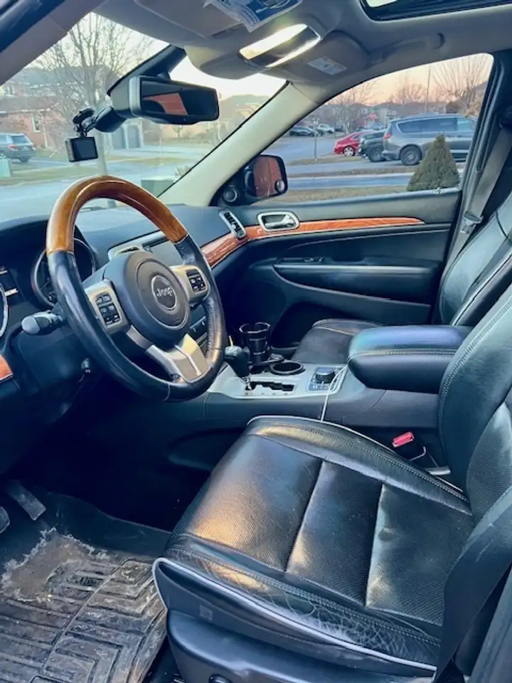 Jeep Grand Cherokee photo Jeep Grand Cherokee
