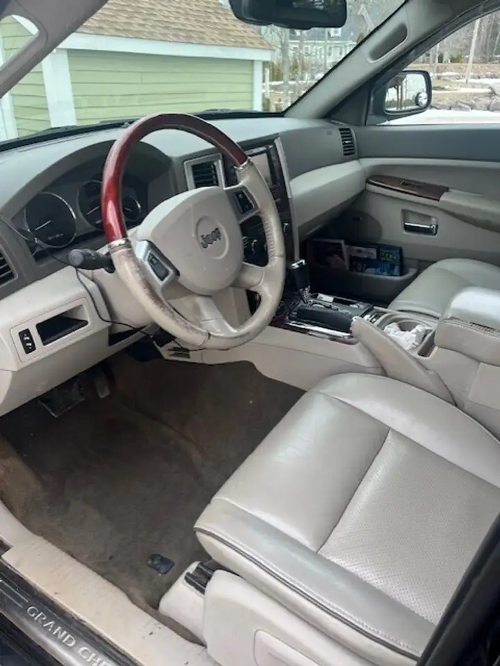 Jeep Grand Cherokee photo Jeep Grand Cherokee