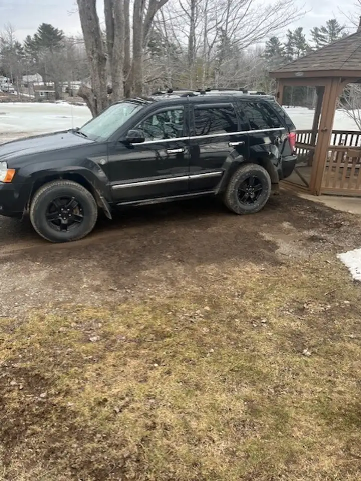Jeep Grand Cherokee photo Jeep Grand Cherokee