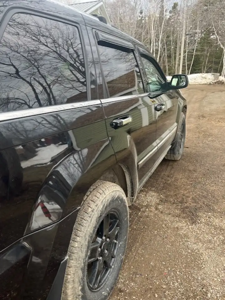 Jeep Grand Cherokee photo Jeep Grand Cherokee