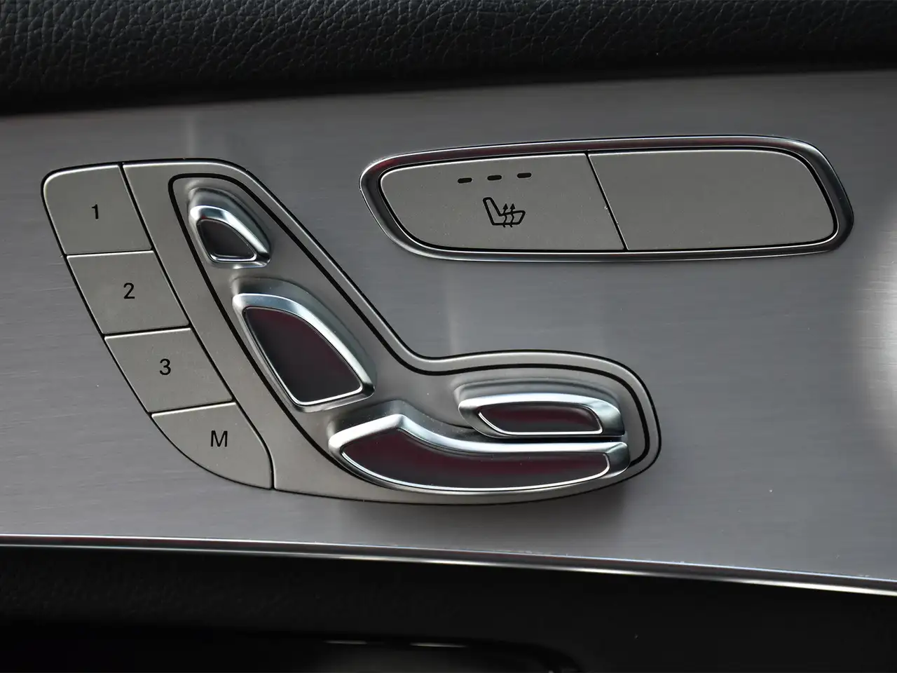 Mercedes-Benz GLC fotografie Mercedes-Benz GLC