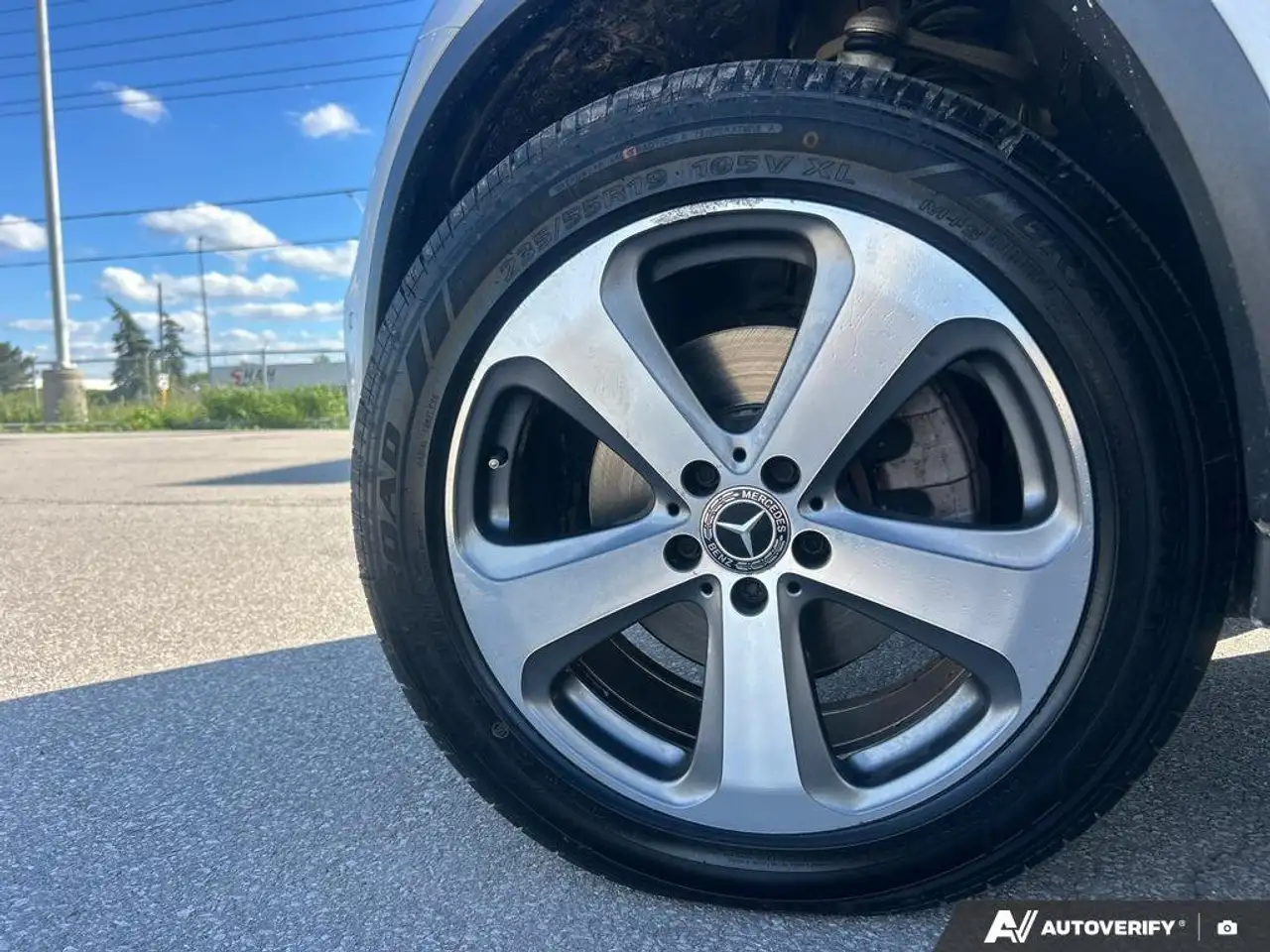 Mercedes-Benz GLC снимка Mercedes-Benz GLC