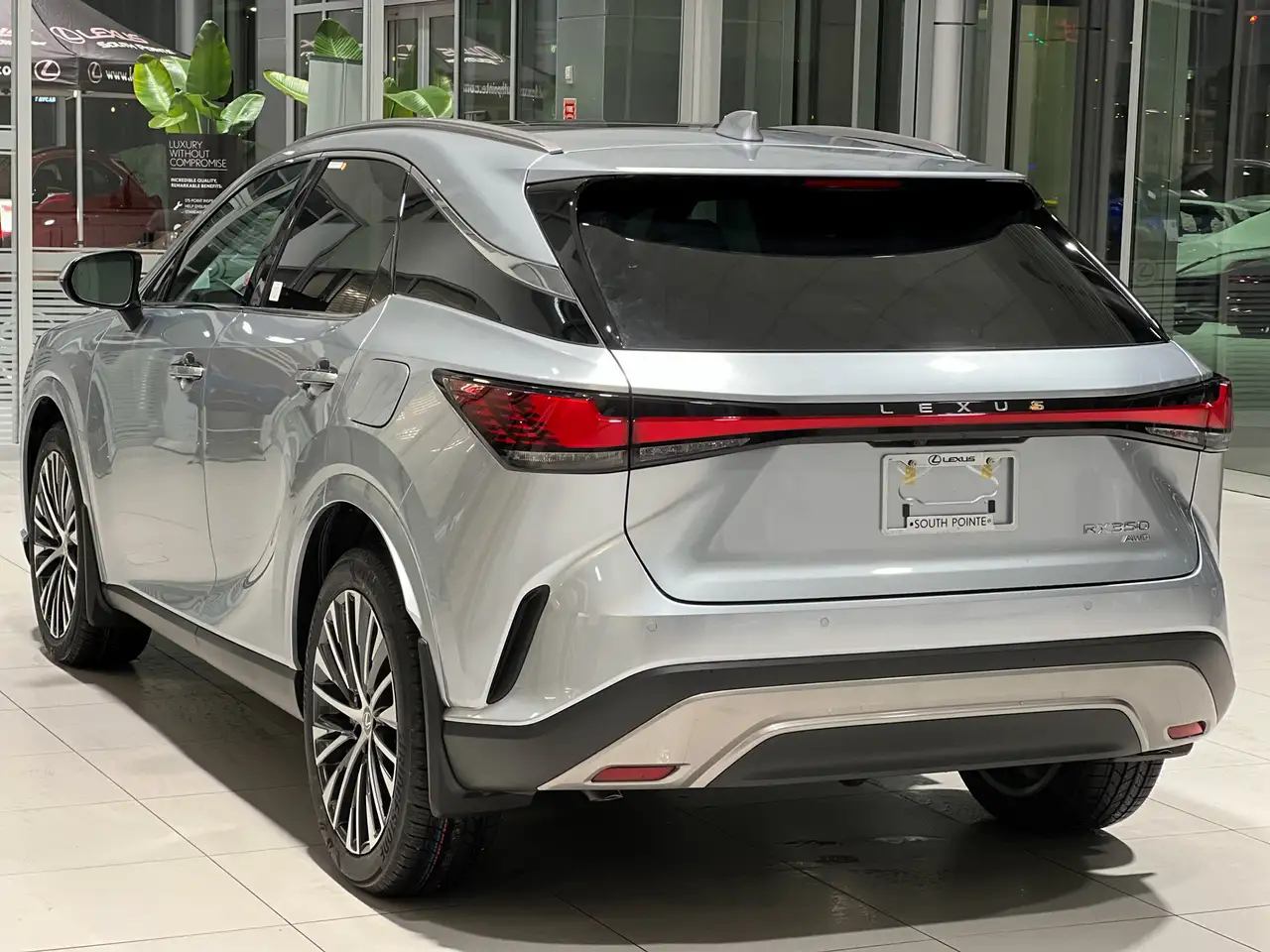 Lexus RX снимка Lexus RX