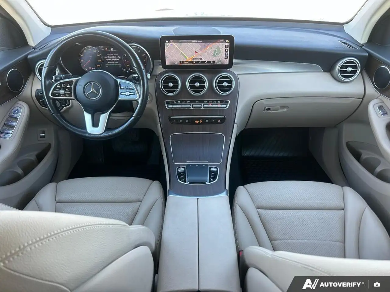 Mercedes-Benz GLC снимка Mercedes-Benz GLC