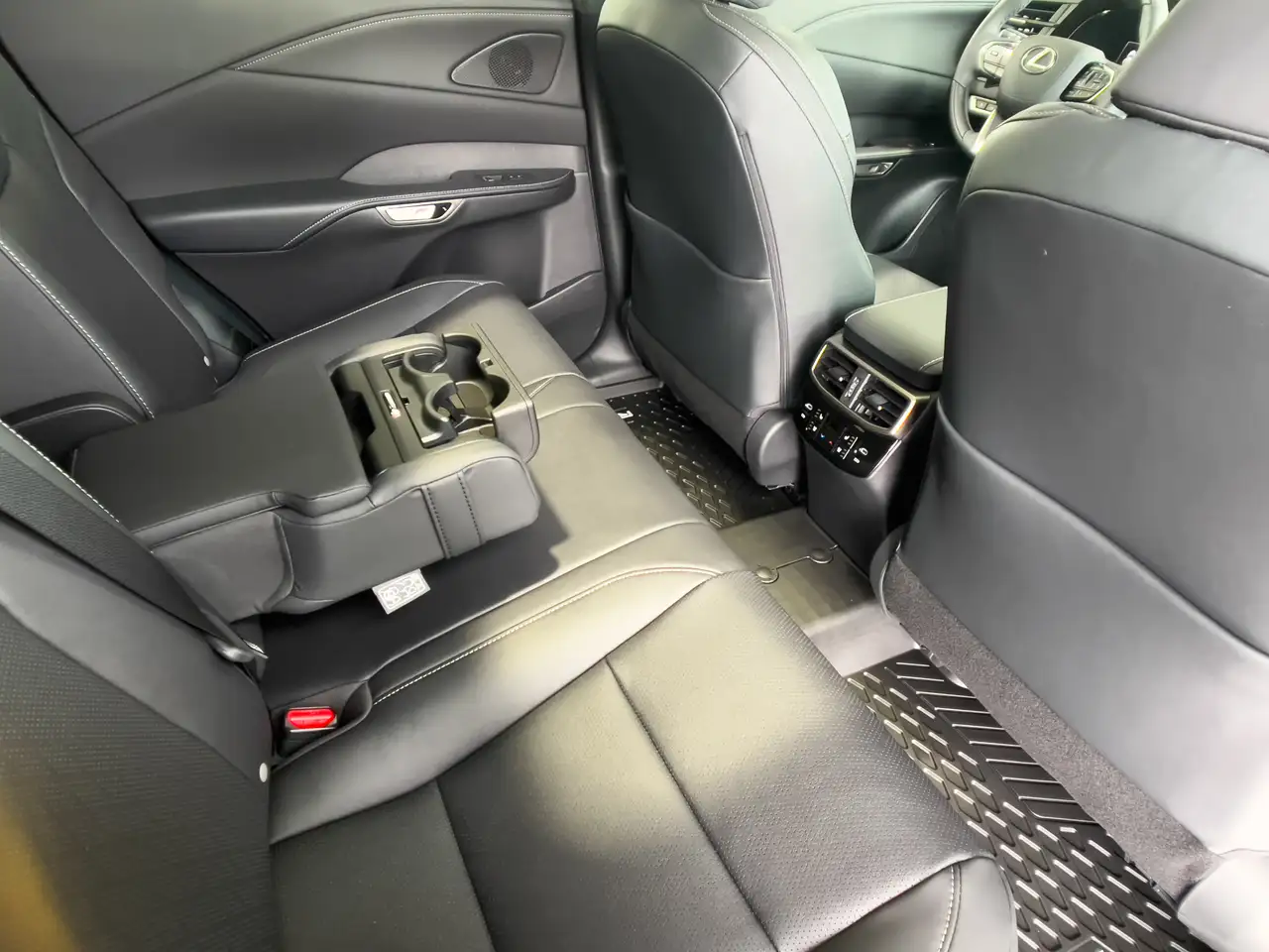 Lexus RX снимка Lexus RX
