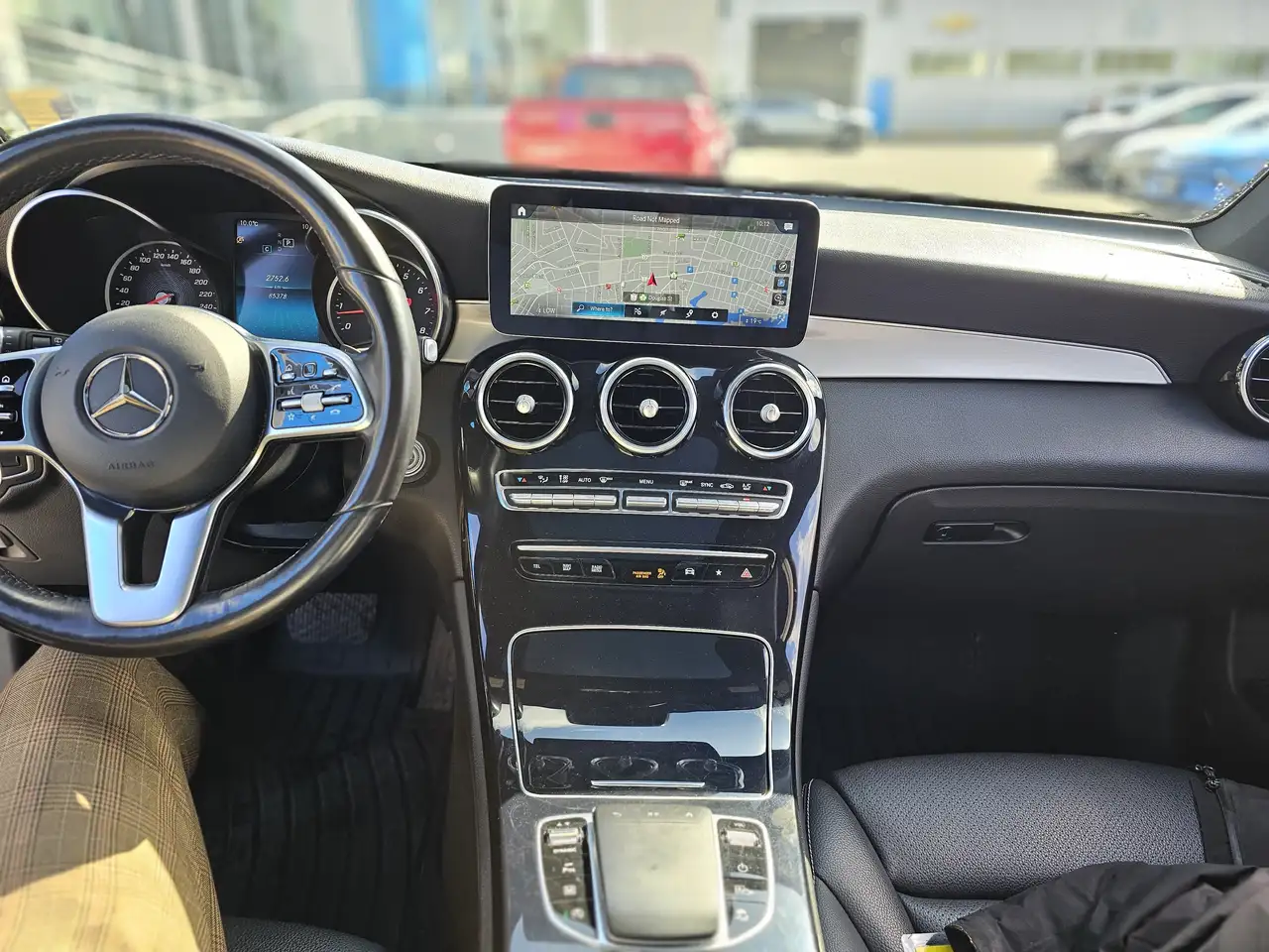 Mercedes-Benz GLC снимка Mercedes-Benz GLC