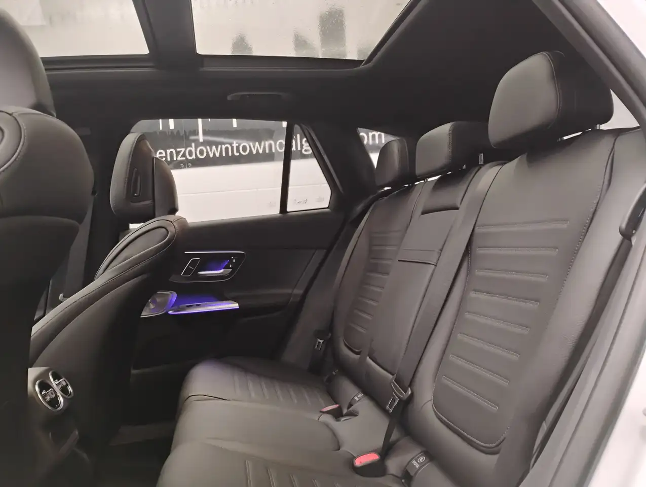 Mercedes-Benz GLC снимка Mercedes-Benz GLC