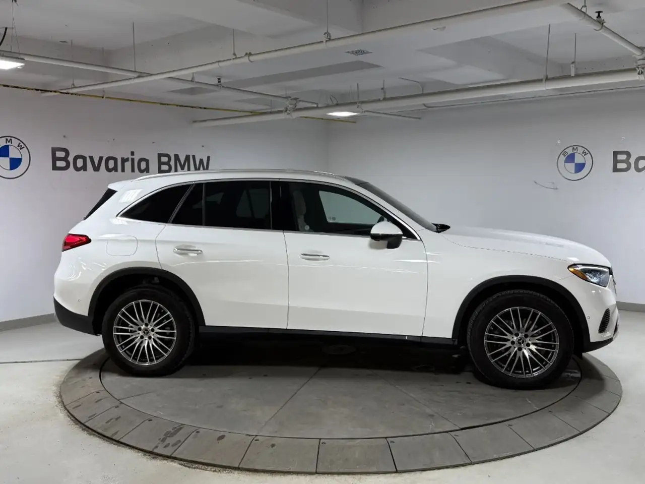 Mercedes-Benz GLC снимка Mercedes-Benz GLC