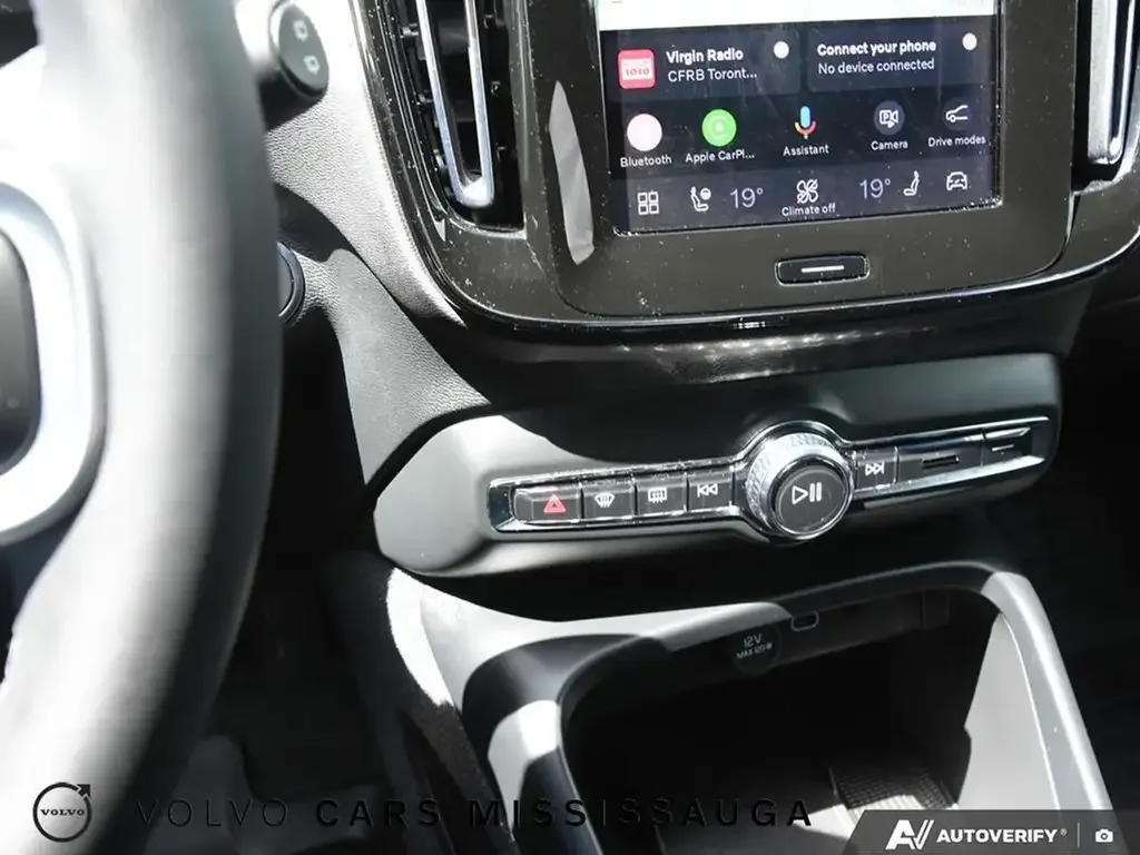 Volvo XC40 снимка Volvo XC40