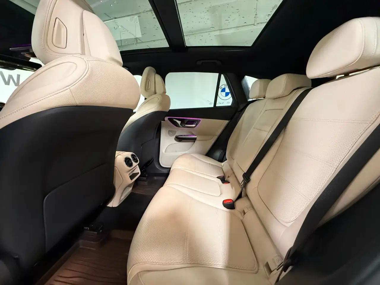 Mercedes-Benz GLC снимка Mercedes-Benz GLC