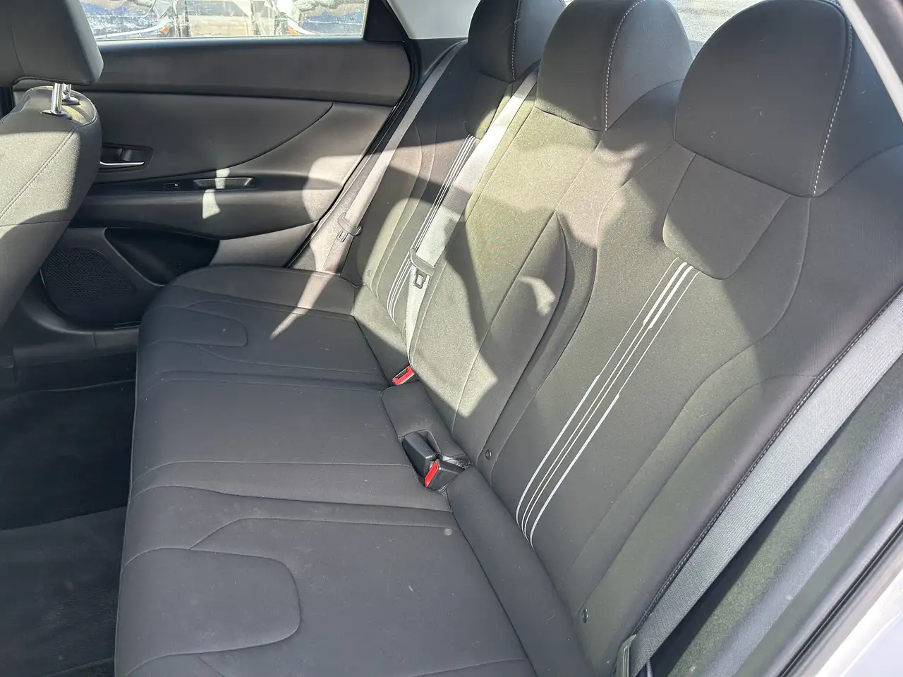 Hyundai ELANTRA снимка Hyundai ELANTRA