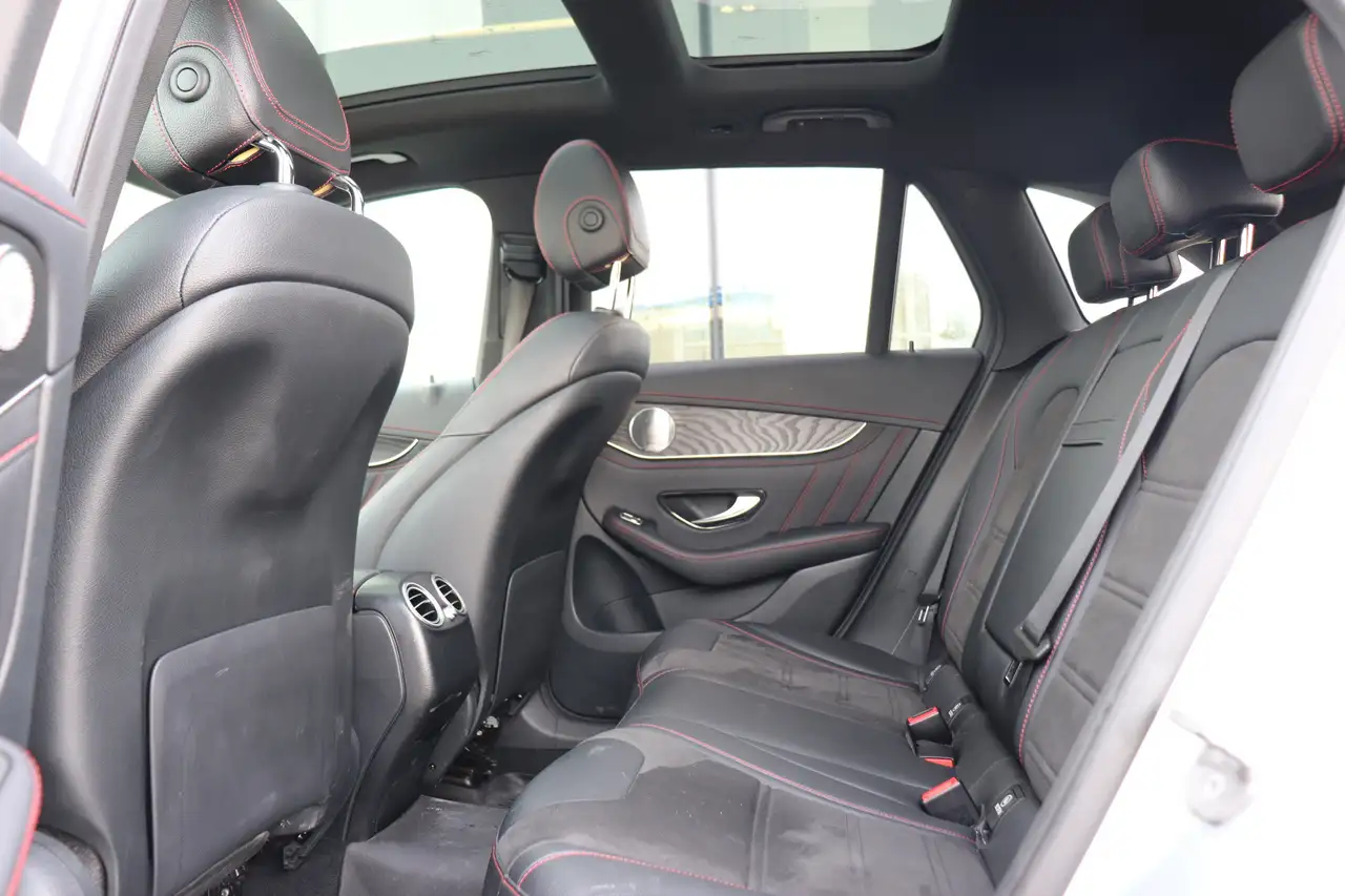 Mercedes-Benz GLC снимка Mercedes-Benz GLC