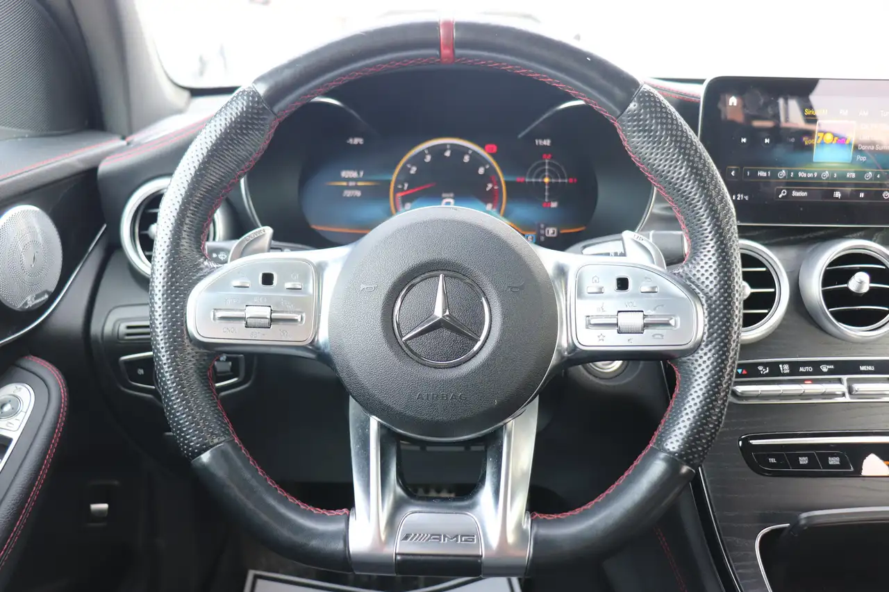 Mercedes-Benz GLC снимка Mercedes-Benz GLC