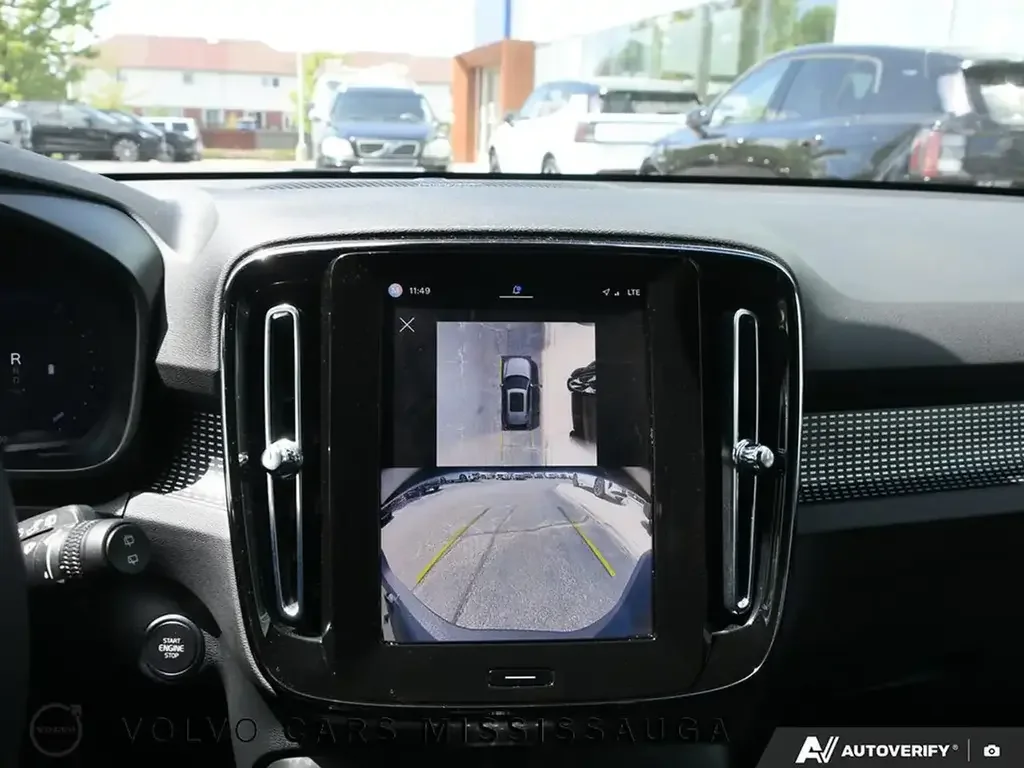 Volvo XC40 снимка Volvo XC40