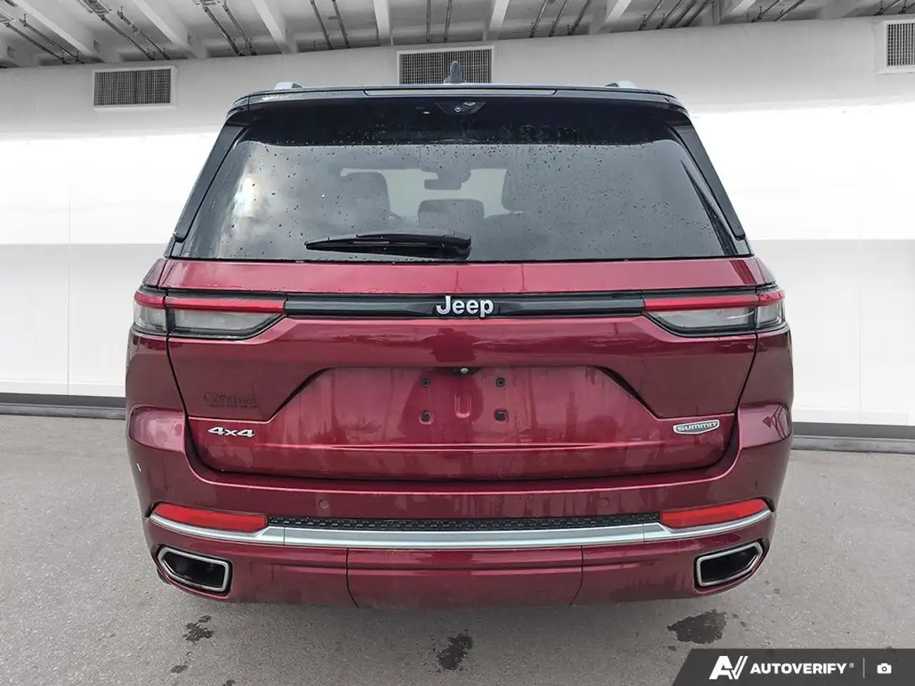 Jeep Grand Cherokee photo Jeep Grand Cherokee