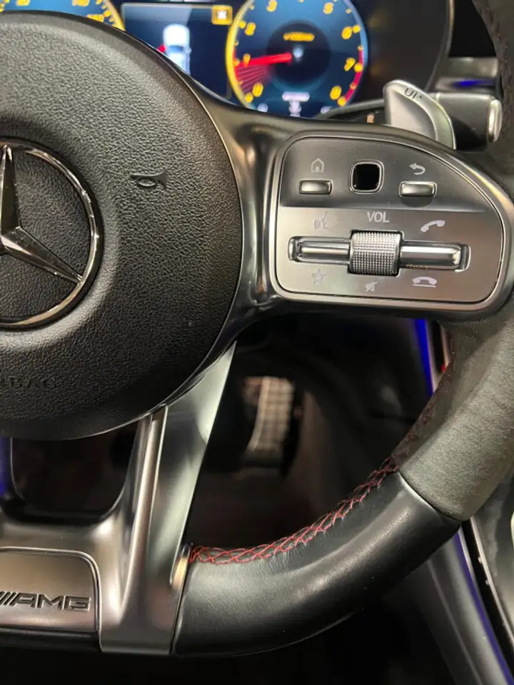 Mercedes-Benz GLC снимка Mercedes-Benz GLC