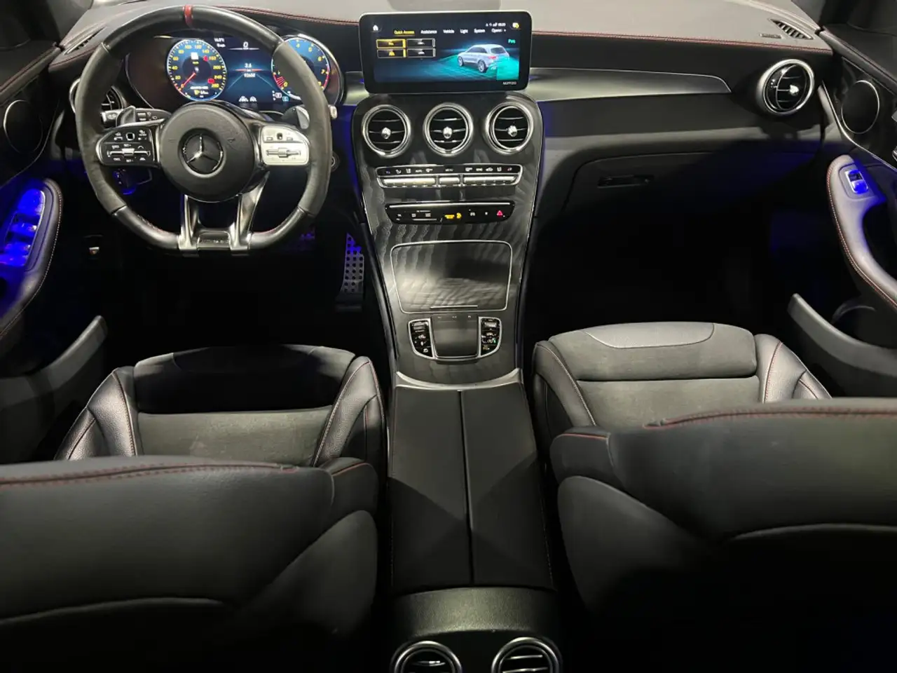 Mercedes-Benz GLC снимка Mercedes-Benz GLC