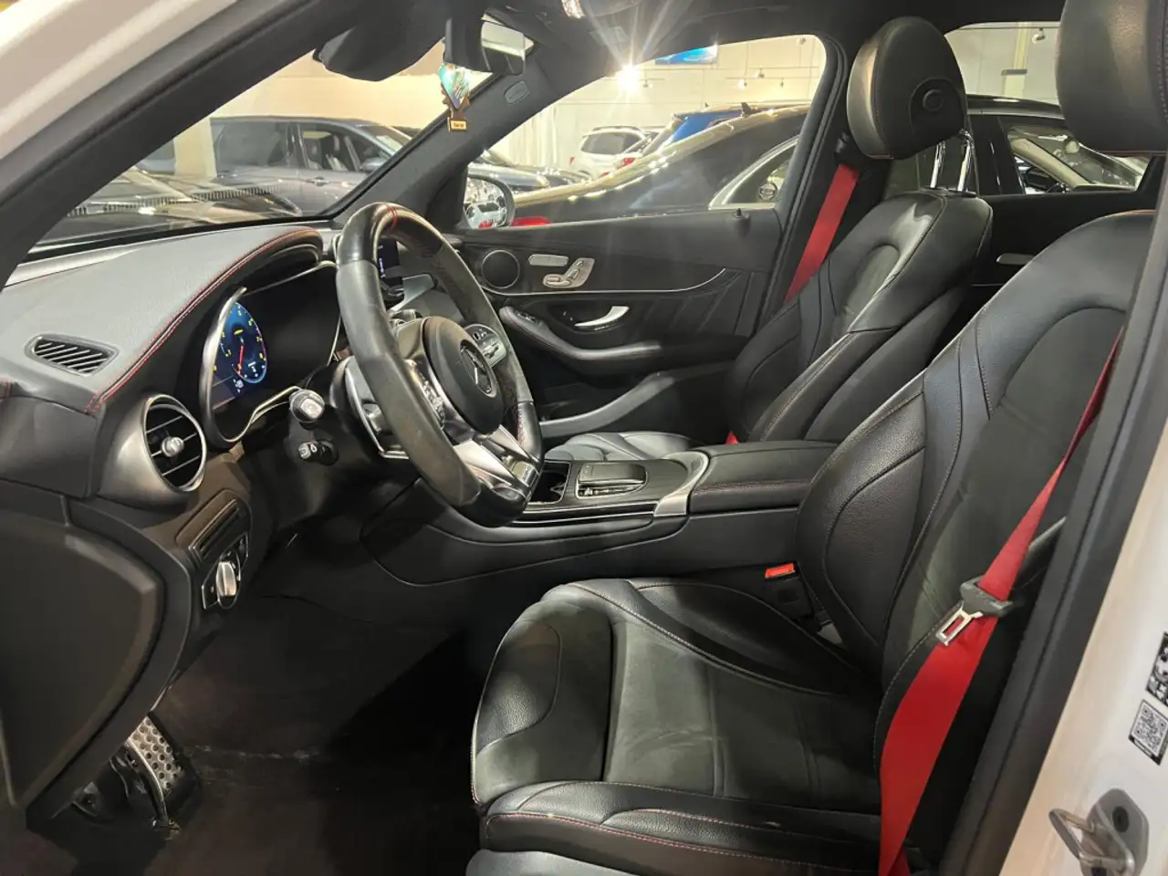 Mercedes-Benz GLC снимка Mercedes-Benz GLC