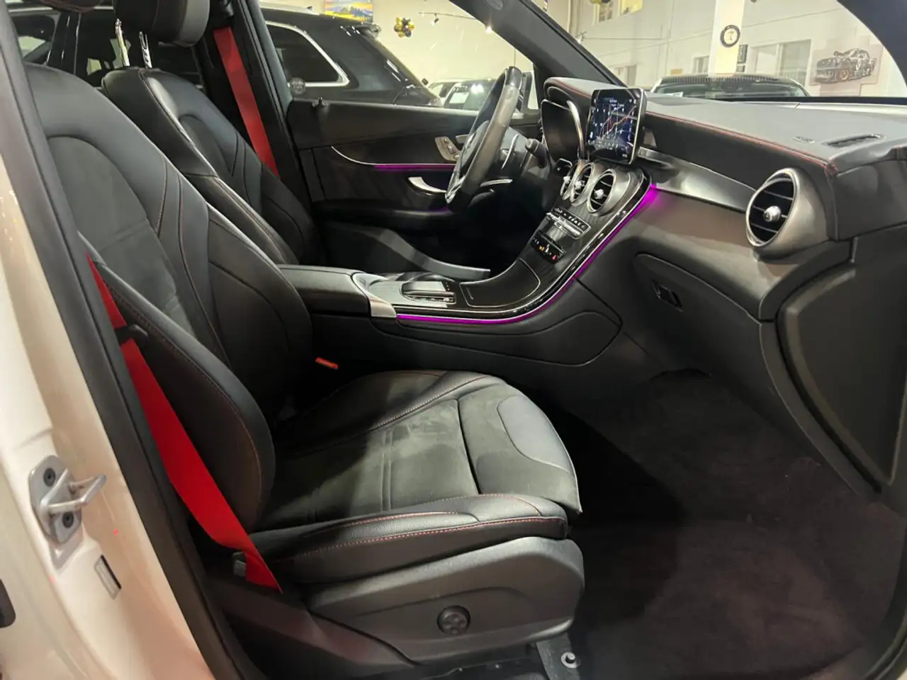 Mercedes-Benz GLC снимка Mercedes-Benz GLC