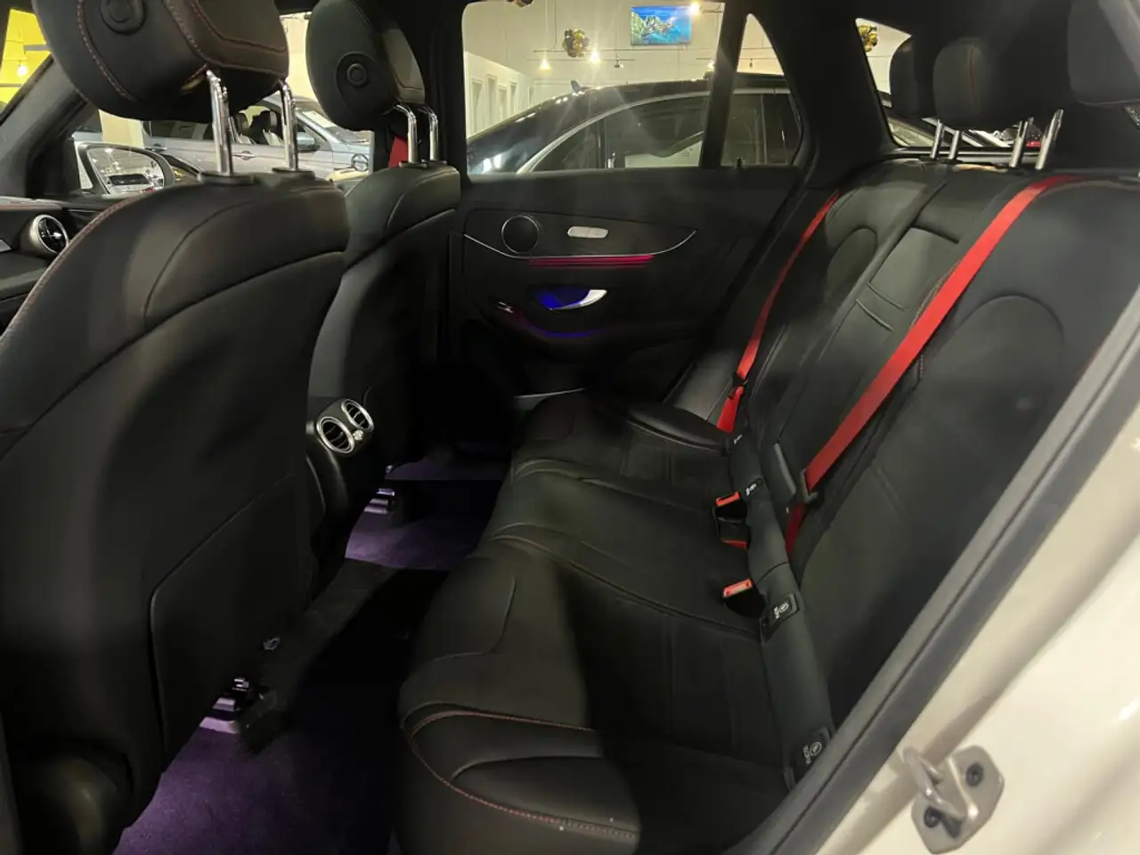 Mercedes-Benz GLC снимка Mercedes-Benz GLC