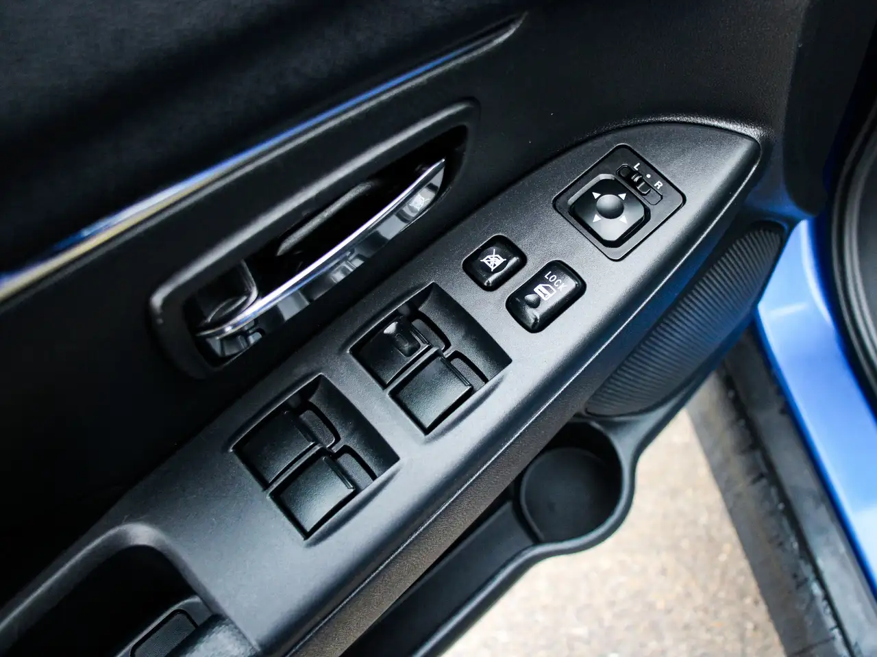 Mitsubishi RVR снимка Mitsubishi RVR
