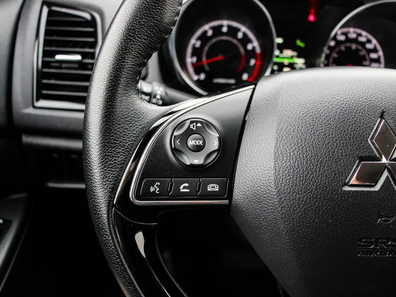 Mitsubishi RVR снимка Mitsubishi RVR