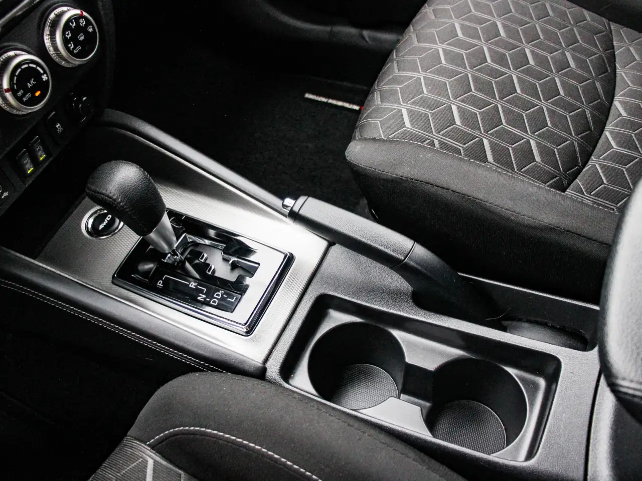 Mitsubishi RVR снимка Mitsubishi RVR